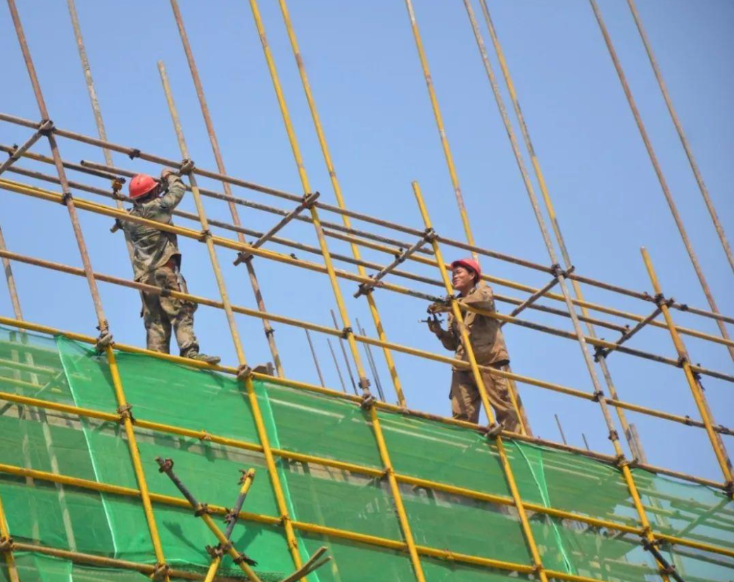 河南安陽一建筑工地被責令停工整改