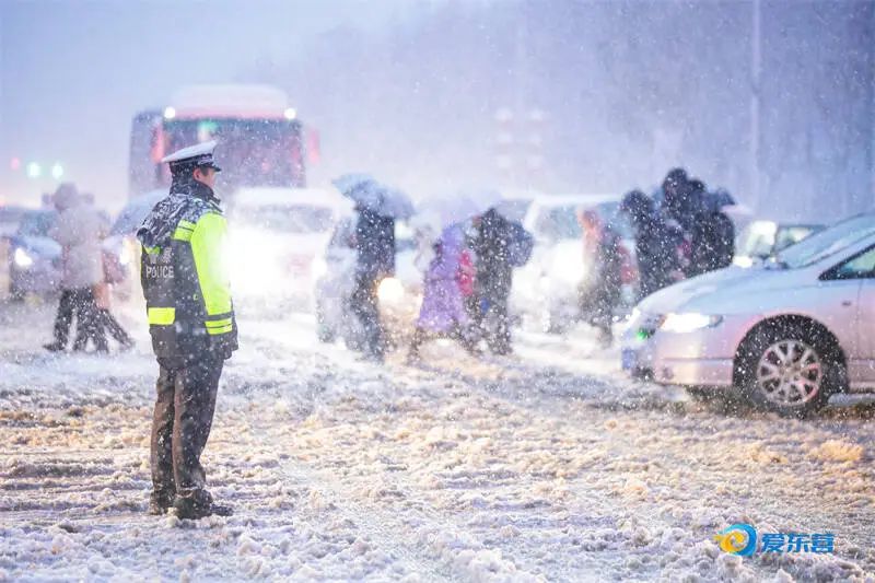 抓細(xì)抓實(shí)低溫雨雪冰凍災(zāi)害防范應(yīng)對(duì)各項(xiàng)措施