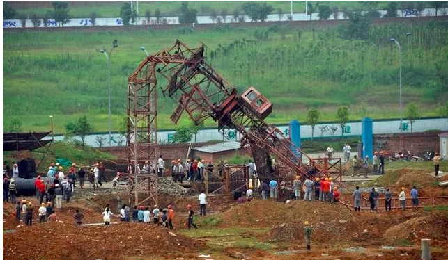 又是一起塔吊安全生產(chǎn)事故?。ㄒ粋€(gè)月以來已經(jīng)發(fā)生10起塔吊事故）