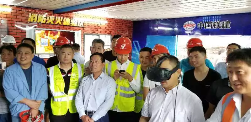 安全體驗(yàn)館、VR安全體驗(yàn)館、VR實(shí)訓(xùn)室、勞務(wù)實(shí)名制系統(tǒng)、VR安全智能體驗(yàn)館、智能安全體驗(yàn)館、安全體驗(yàn)區(qū)、安培在線